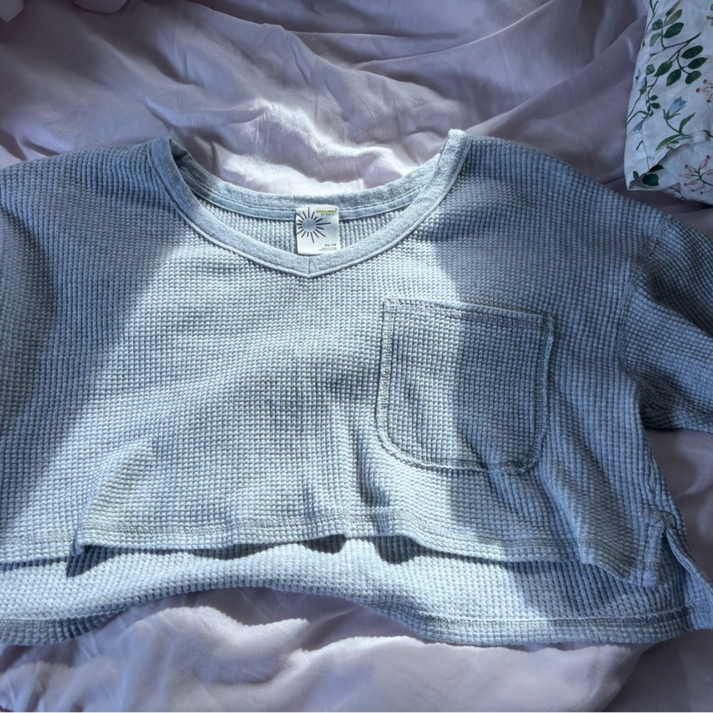 Aerie top